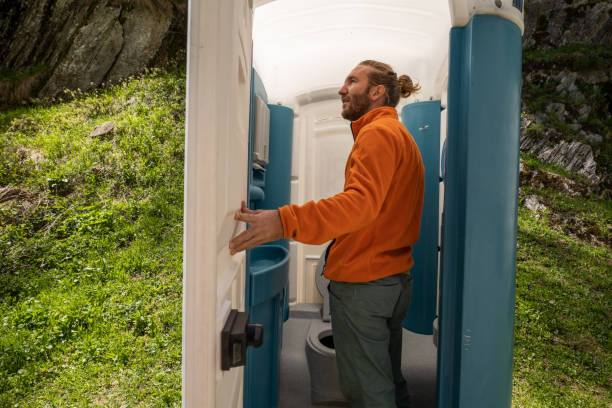 Best Portable toilet rental cost  in Shafer, MN
