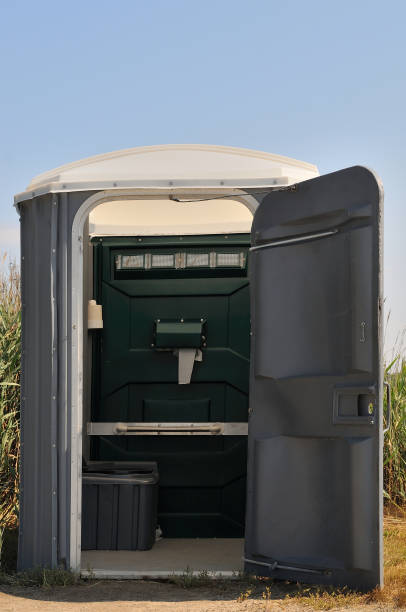Best Construction site porta potty rental  in Shafer, MN